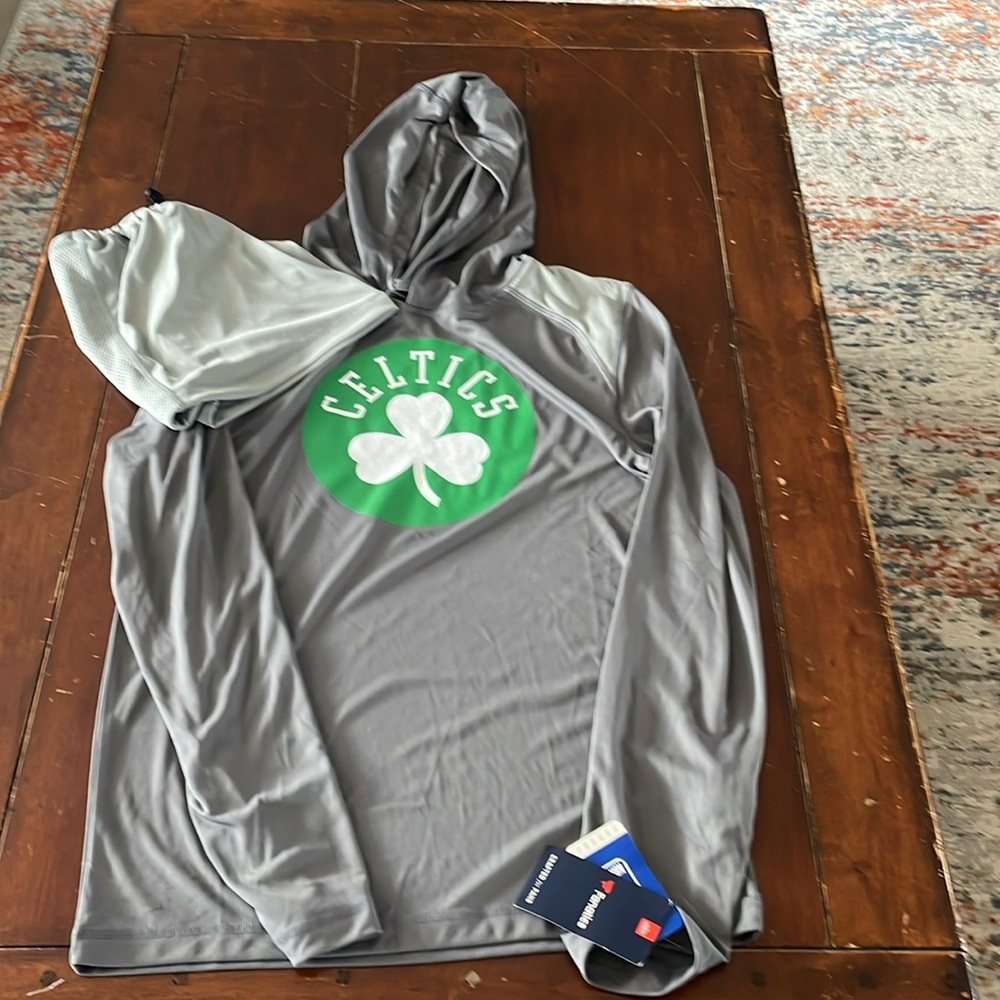Boston Celtics hooded pullover with neck gator NWT